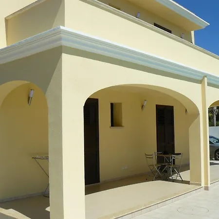 Apartment Oasi Tortuga Piscina E Barbecue H24 *