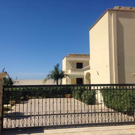 Apartment Oasi Tortuga Piscina E Barbecue H24 *