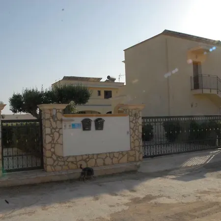 Oasi Tortuga Piscina E Barbecue H24 Apartment Mazara del Vallo