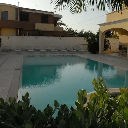 Oasi Tortuga Piscina E Barbecue H24 *